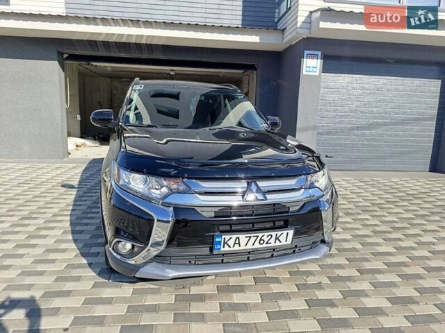Черный Мицубиси Аутлендер, объемом двигателя 2.36 л и пробегом 120 тыс. км за 16900 $, фото 7 на Automoto.ua