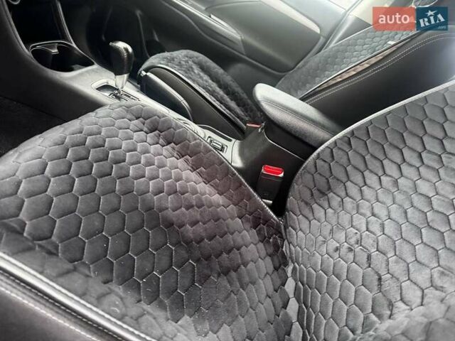 Черный Мицубиси Аутлендер, объемом двигателя 3 л и пробегом 99 тыс. км за 15980 $, фото 23 на Automoto.ua