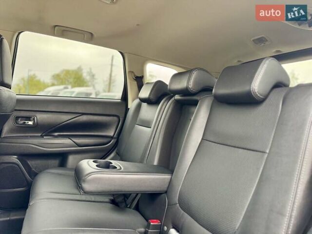 Чорний Міцубісі Аутлендер, об'ємом двигуна 2.2 л та пробігом 188 тис. км за 16999 $, фото 36 на Automoto.ua