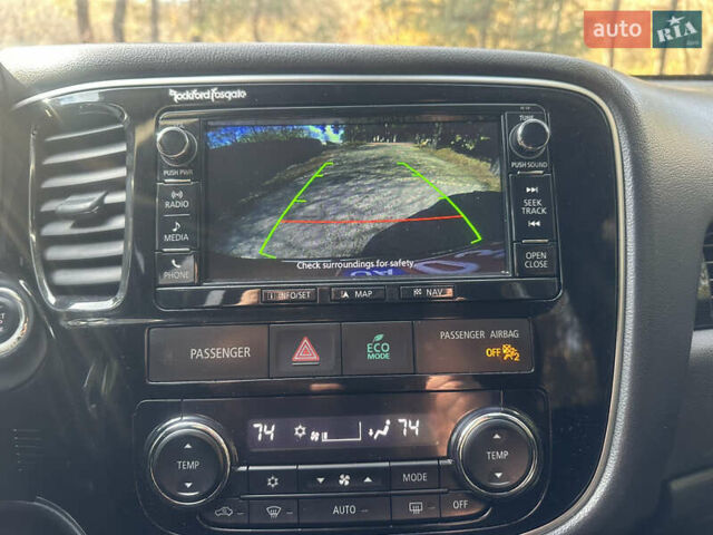 Мицубиси Аутлендер 2016 в Киеве на Automoto.ua Черный Мицубиси Аутлендер, объемом двигателя 3 л и пробегом 248 тыс. км за 15500 $, фото 18 на Automoto.ua