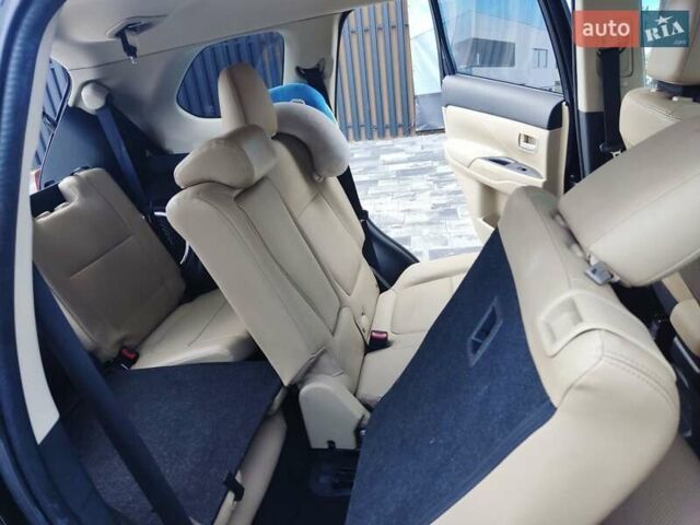 Чорний Міцубісі Аутлендер, об'ємом двигуна 2.36 л та пробігом 213 тис. км за 14500 $, фото 13 на Automoto.ua