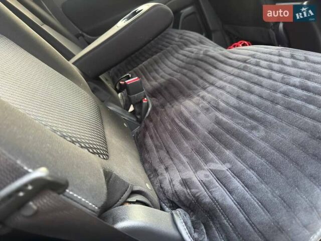 Черный Мицубиси Аутлендер, объемом двигателя 3 л и пробегом 99 тыс. км за 15800 $, фото 35 на Automoto.ua