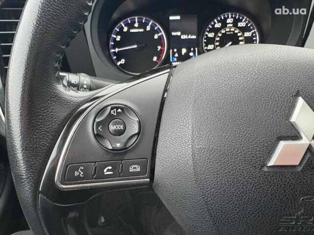 Чорний Міцубісі Аутлендер, об'ємом двигуна 2.4 л та пробігом 110 тис. км за 17290 $, фото 20 на Automoto.ua