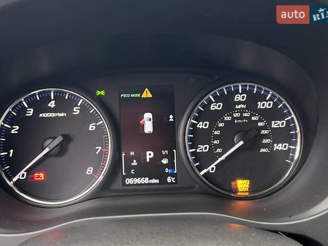 Чорний Міцубісі Аутлендер, об'ємом двигуна 2.36 л та пробігом 110 тис. км за 17500 $, фото 9 на Automoto.ua