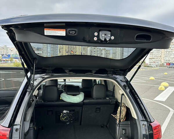 Чорний Міцубісі Аутлендер, об'ємом двигуна 2.36 л та пробігом 166 тис. км за 17100 $, фото 17 на Automoto.ua