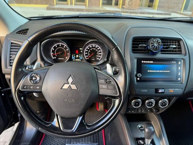 Черный Мицубиси Аутлендер, объемом двигателя 2.4 л и пробегом 130 тыс. км за 13900 $, фото 13 на Automoto.ua