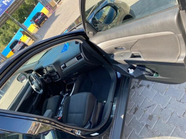 Чорний Міцубісі Аутлендер, об'ємом двигуна 2.4 л та пробігом 120 тис. км за 16000 $, фото 6 на Automoto.ua