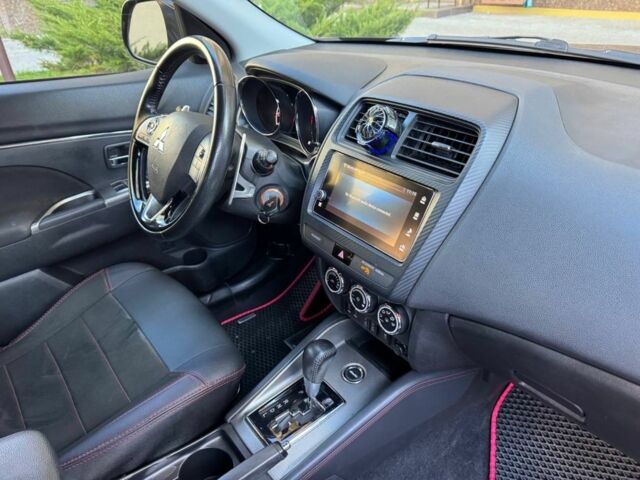 Черный Мицубиси Аутлендер, объемом двигателя 2.4 л и пробегом 130 тыс. км за 13900 $, фото 20 на Automoto.ua