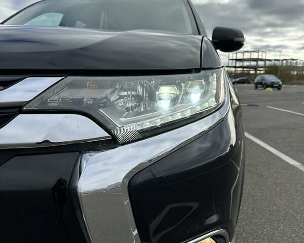 Чорний Міцубісі Аутлендер, об'ємом двигуна 2.36 л та пробігом 166 тис. км за 17100 $, фото 28 на Automoto.ua