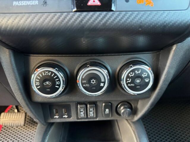 Черный Мицубиси Аутлендер, объемом двигателя 2.4 л и пробегом 130 тыс. км за 13900 $, фото 12 на Automoto.ua