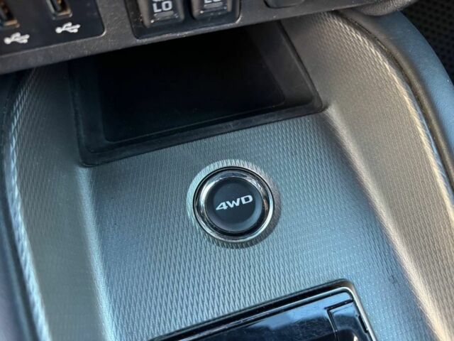 Черный Мицубиси Аутлендер, объемом двигателя 2.4 л и пробегом 130 тыс. км за 13900 $, фото 16 на Automoto.ua