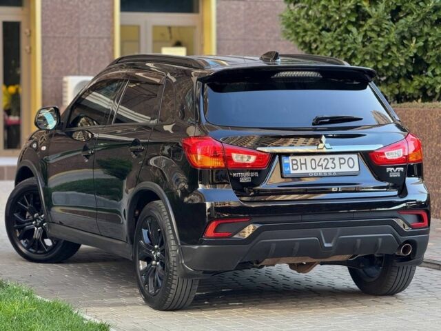 Черный Мицубиси Аутлендер, объемом двигателя 2.4 л и пробегом 130 тыс. км за 13900 $, фото 5 на Automoto.ua