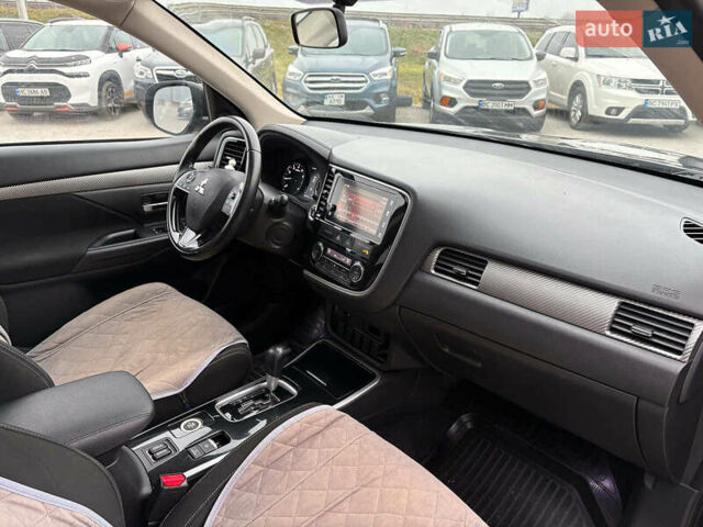 Чорний Міцубісі Аутлендер, об'ємом двигуна 2.4 л та пробігом 110 тис. км за 17290 $, фото 29 на Automoto.ua