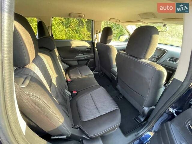 Черный Мицубиси Аутлендер, объемом двигателя 2.4 л и пробегом 221 тыс. км за 11900 $, фото 14 на Automoto.ua