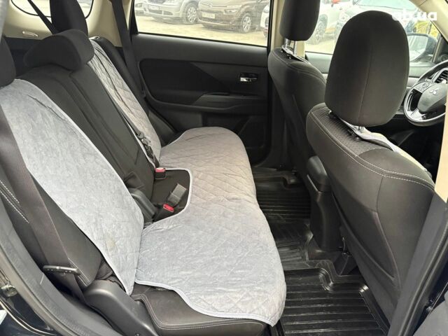 Чорний Міцубісі Аутлендер, об'ємом двигуна 2.4 л та пробігом 110 тис. км за 17290 $, фото 33 на Automoto.ua