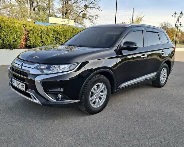 Міцубісі Аутлендер 2018 у Белой Церкве на Automoto.ua Чорний Міцубісі Аутлендер, об'ємом двигуна 2 л та пробігом 121 тис. км за 17800 $, фото 17 на Automoto.ua