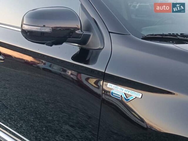 Чорний Міцубісі Аутлендер, об'ємом двигуна 2 л та пробігом 115 тис. км за 23700 $, фото 12 на Automoto.ua