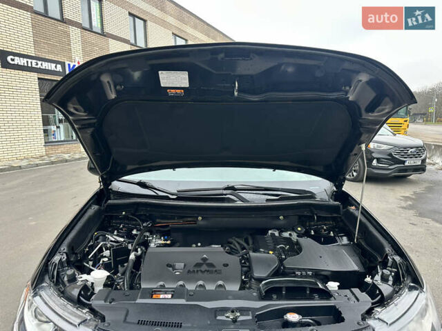 Чорний Міцубісі Аутлендер, об'ємом двигуна 2.36 л та пробігом 169 тис. км за 13450 $, фото 34 на Automoto.ua