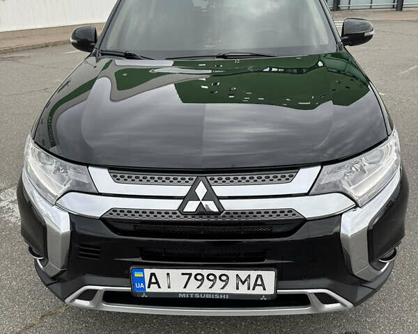 Міцубісі Аутлендер 2018 у Києві на Automoto.ua Чорний Міцубісі Аутлендер, об'ємом двигуна 2 л та пробігом 121 тис. км за 16000 $, фото 23 на Automoto.ua