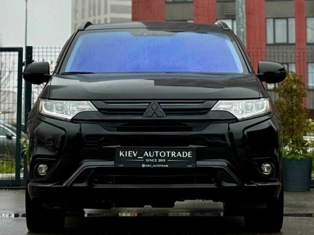 Чорний Міцубісі Аутлендер, об'ємом двигуна 2 л та пробігом 79 тис. км за 22900 $, фото 10 на Automoto.ua