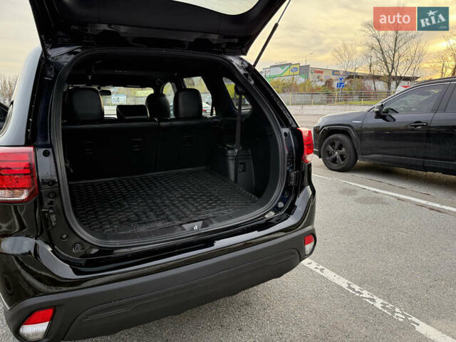Черный Мицубиси Аутлендер, объемом двигателя 2.36 л и пробегом 153 тыс. км за 14800 $, фото 10 на Automoto.ua