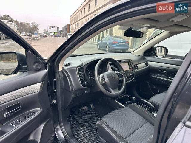 Чорний Міцубісі Аутлендер, об'ємом двигуна 2.36 л та пробігом 169 тис. км за 13450 $, фото 30 на Automoto.ua