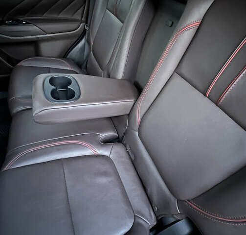 Чорний Міцубісі Аутлендер, об'ємом двигуна 2 л та пробігом 155 тис. км за 22500 $, фото 15 на Automoto.ua