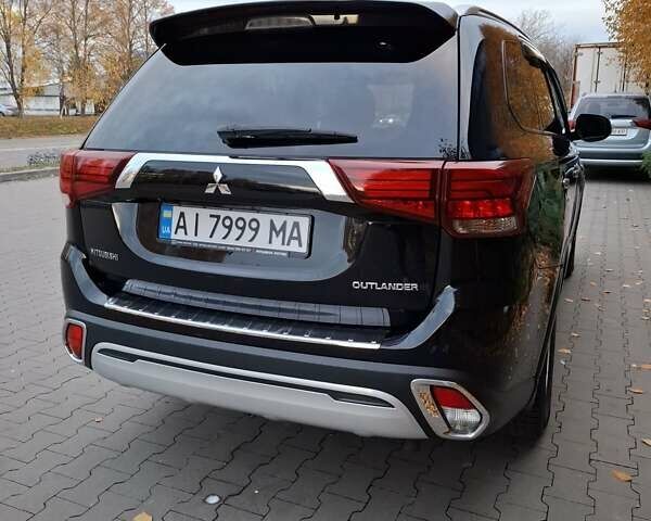 Міцубісі Аутлендер 2018 у Белой Церкве на Automoto.ua Чорний Міцубісі Аутлендер, об'ємом двигуна 2 л та пробігом 121 тис. км за 17800 $, фото 20 на Automoto.ua