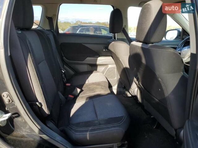 Чорний Міцубісі Аутлендер, об'ємом двигуна 2.4 л та пробігом 153 тис. км за 2800 $, фото 9 на Automoto.ua