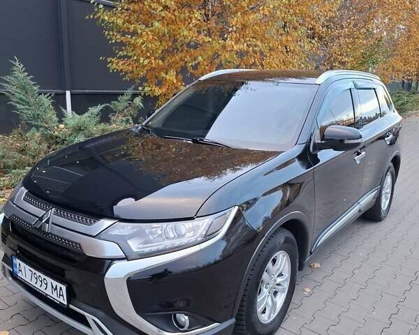 Міцубісі Аутлендер 2018 у Белой Церкве на Automoto.ua Чорний Міцубісі Аутлендер, об'ємом двигуна 2 л та пробігом 121 тис. км за 17800 $, фото 6 на Automoto.ua
