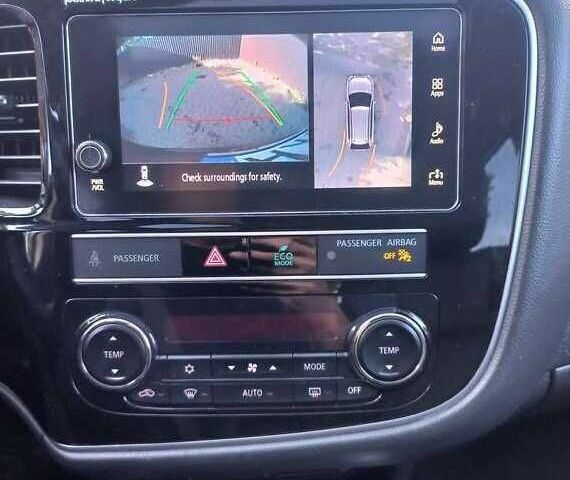 Черный Мицубиси Аутлендер, объемом двигателя 2.4 л и пробегом 132 тыс. км за 17600 $, фото 5 на Automoto.ua