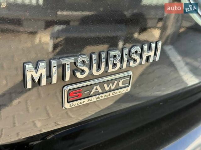 Черный Мицубиси Аутлендер, объемом двигателя 2 л и пробегом 67 тыс. км за 23000 $, фото 14 на Automoto.ua