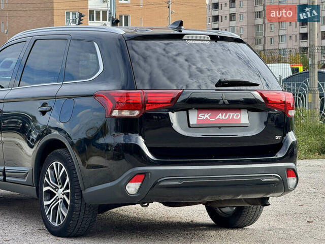 Міцубісі Аутлендер 2018 у Києві на Automoto.ua Чорний Міцубісі Аутлендер, об'ємом двигуна 3 л та пробігом 182 тис. км за 16900 $, фото 90 на Automoto.ua
