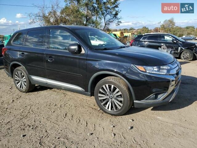 Чорний Міцубісі Аутлендер, об'ємом двигуна 2.4 л та пробігом 153 тис. км за 2800 $, фото 3 на Automoto.ua