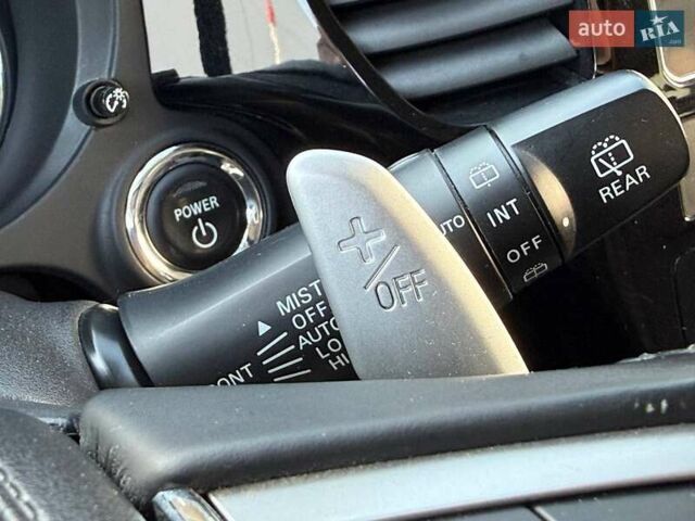 Черный Мицубиси Аутлендер, объемом двигателя 2 л и пробегом 67 тыс. км за 23000 $, фото 44 на Automoto.ua
