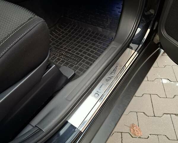 Міцубісі Аутлендер 2018 у Белой Церкве на Automoto.ua Чорний Міцубісі Аутлендер, об'ємом двигуна 2 л та пробігом 121 тис. км за 17800 $, фото 37 на Automoto.ua