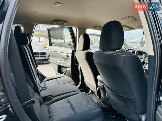 Міцубісі Аутлендер 2018 у Харкові на Automoto.ua Чорний Міцубісі Аутлендер, об'ємом двигуна 2.4 л та пробігом 130 тис. км за 15900 $, фото 18 на Automoto.ua