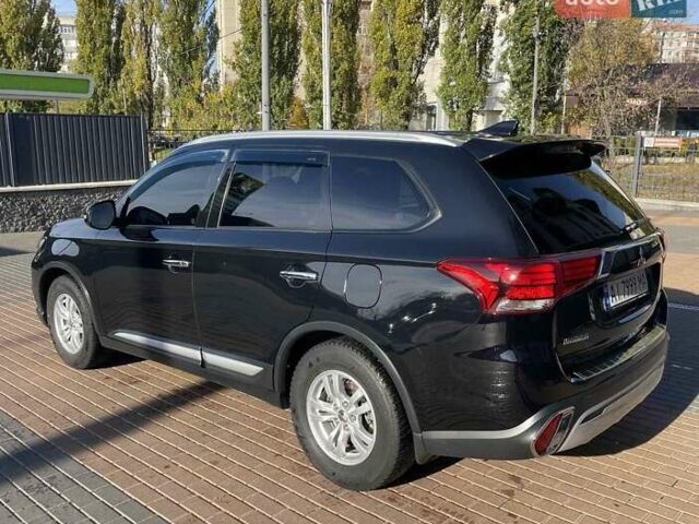 Міцубісі Аутлендер 2018 у Белой Церкве на Automoto.ua Чорний Міцубісі Аутлендер, об'ємом двигуна 2 л та пробігом 121 тис. км за 17800 $, фото 12 на Automoto.ua