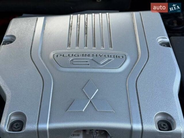 Черный Мицубиси Аутлендер, объемом двигателя 2 л и пробегом 67 тыс. км за 23000 $, фото 38 на Automoto.ua