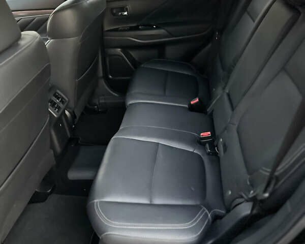 Чорний Міцубісі Аутлендер, об'ємом двигуна 2.36 л та пробігом 66 тис. км за 19800 $, фото 21 на Automoto.ua