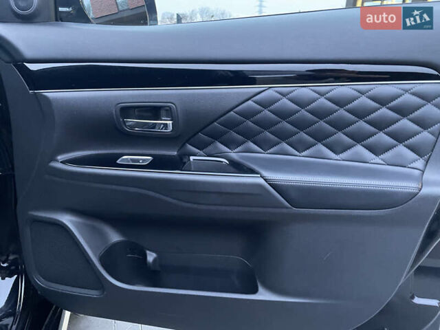 Черный Мицубиси Аутлендер, объемом двигателя 2.4 л и пробегом 53 тыс. км за 32900 $, фото 9 на Automoto.ua