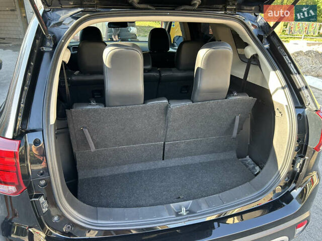 Черный Мицубиси Аутлендер, объемом двигателя 2.36 л и пробегом 67 тыс. км за 19500 $, фото 13 на Automoto.ua