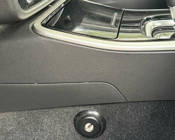 Черный Мицубиси Аутлендер, объемом двигателя 2.36 л и пробегом 90 тыс. км за 26500 $, фото 70 на Automoto.ua