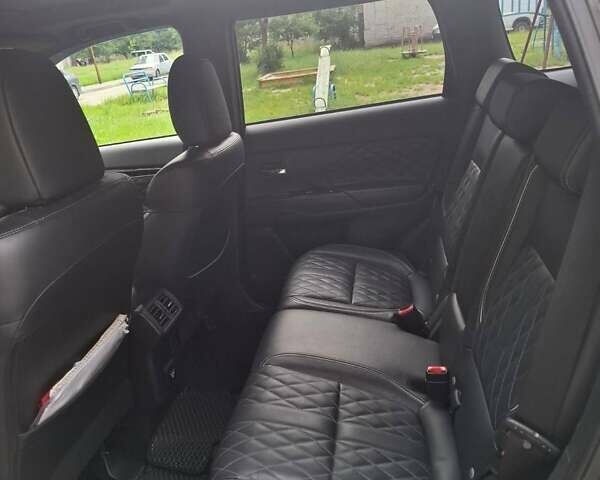 Черный Мицубиси Аутлендер, объемом двигателя 2.36 л и пробегом 67 тыс. км за 25925 $, фото 21 на Automoto.ua