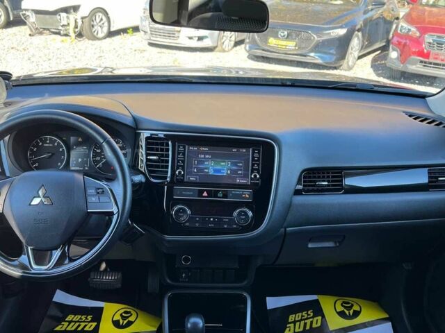 Чорний Міцубісі Аутлендер, об'ємом двигуна 2.4 л та пробігом 97 тис. км за 17700 $, фото 10 на Automoto.ua