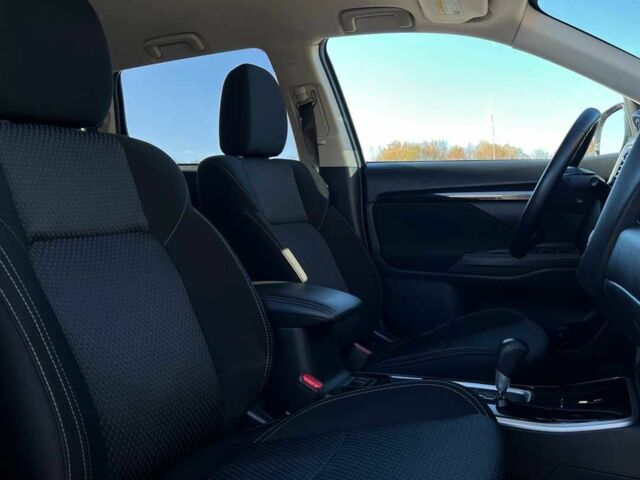 Чорний Міцубісі Аутлендер, об'ємом двигуна 2.4 л та пробігом 97 тис. км за 17700 $, фото 14 на Automoto.ua