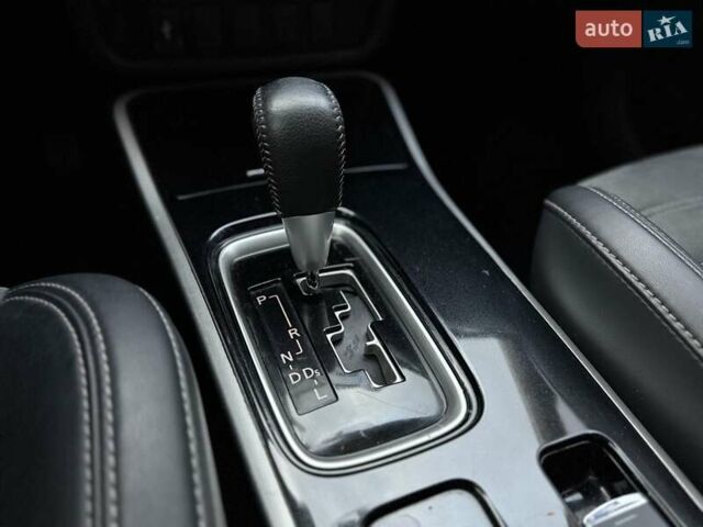 Чорний Міцубісі Аутлендер, об'ємом двигуна 2.36 л та пробігом 106 тис. км за 16250 $, фото 21 на Automoto.ua