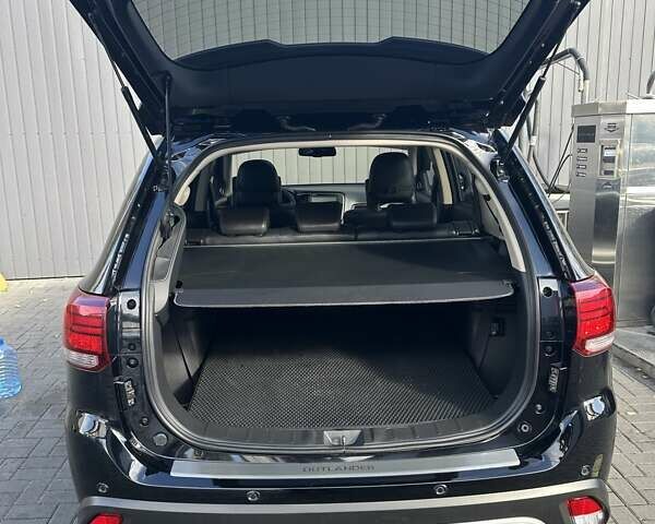 Черный Мицубиси Аутлендер, объемом двигателя 2.36 л и пробегом 90 тыс. км за 26500 $, фото 40 на Automoto.ua