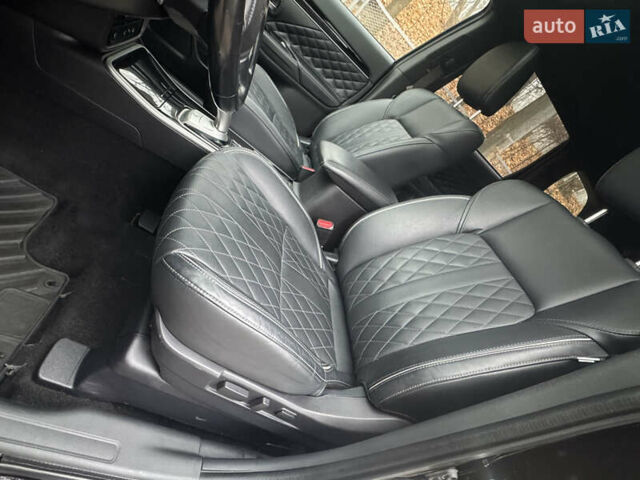 Черный Мицубиси Аутлендер, объемом двигателя 2 л и пробегом 148 тыс. км за 21800 $, фото 16 на Automoto.ua