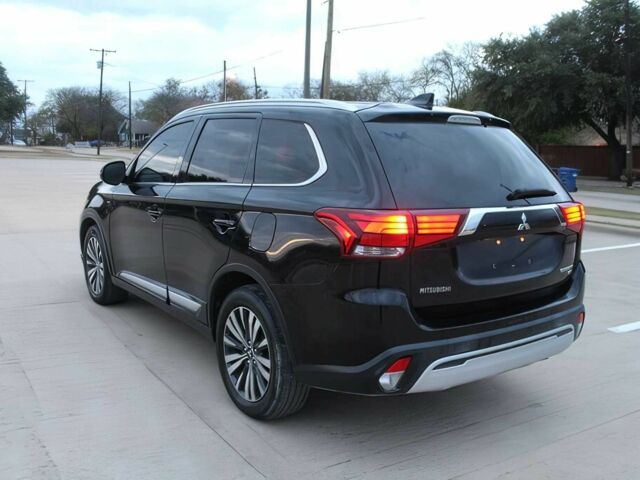 Черный Мицубиси Аутлендер, объемом двигателя 3 л и пробегом 43 тыс. км за 6400 $, фото 6 на Automoto.ua